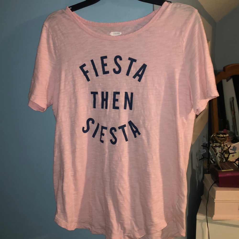 Old navy graphic tee